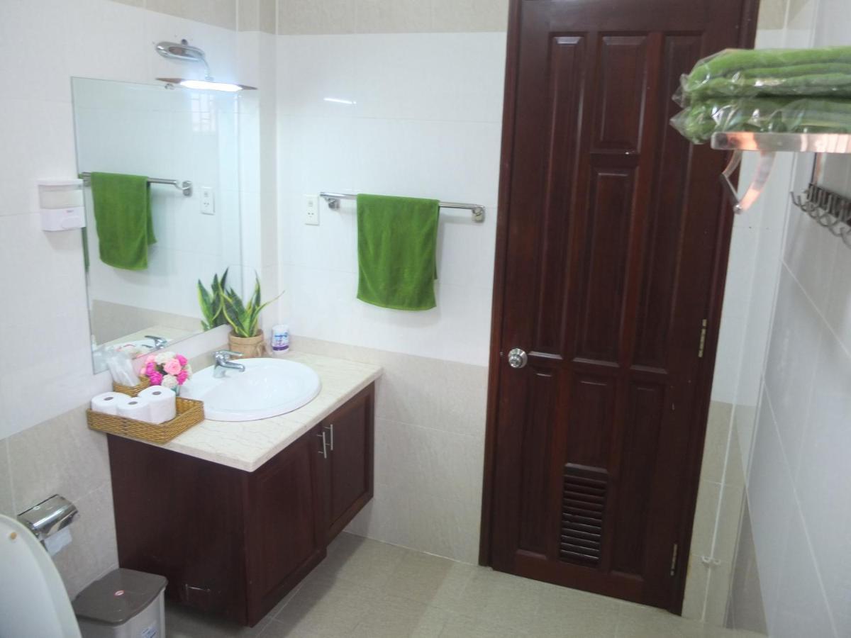 S Phuot Sai Gon Hostel - 3A Lam Son, Ward 2, Tan Binh District โฮจิมินห์ซิตี้ ภายนอก รูปภาพ