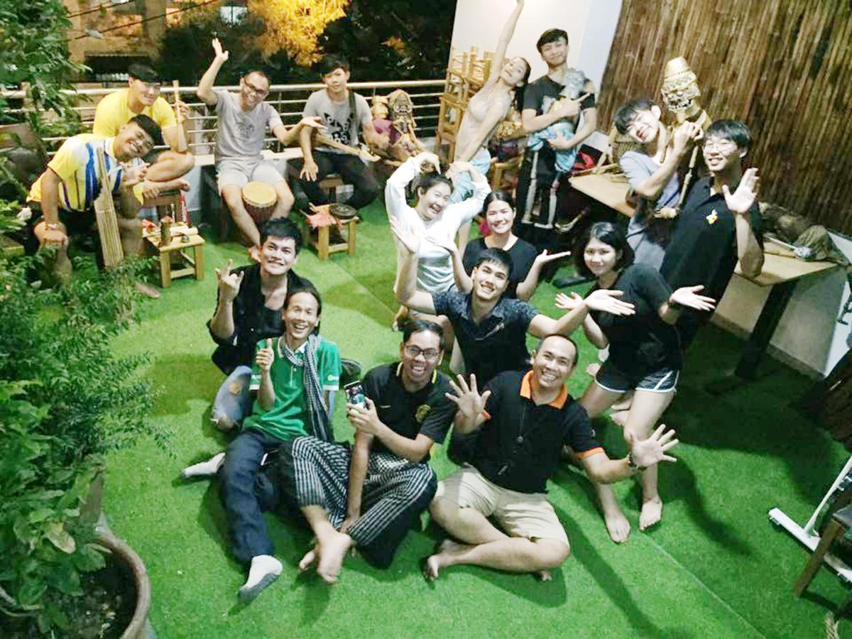S Phuot Sai Gon Hostel - 3A Lam Son, Ward 2, Tan Binh District โฮจิมินห์ซิตี้ ภายนอก รูปภาพ
